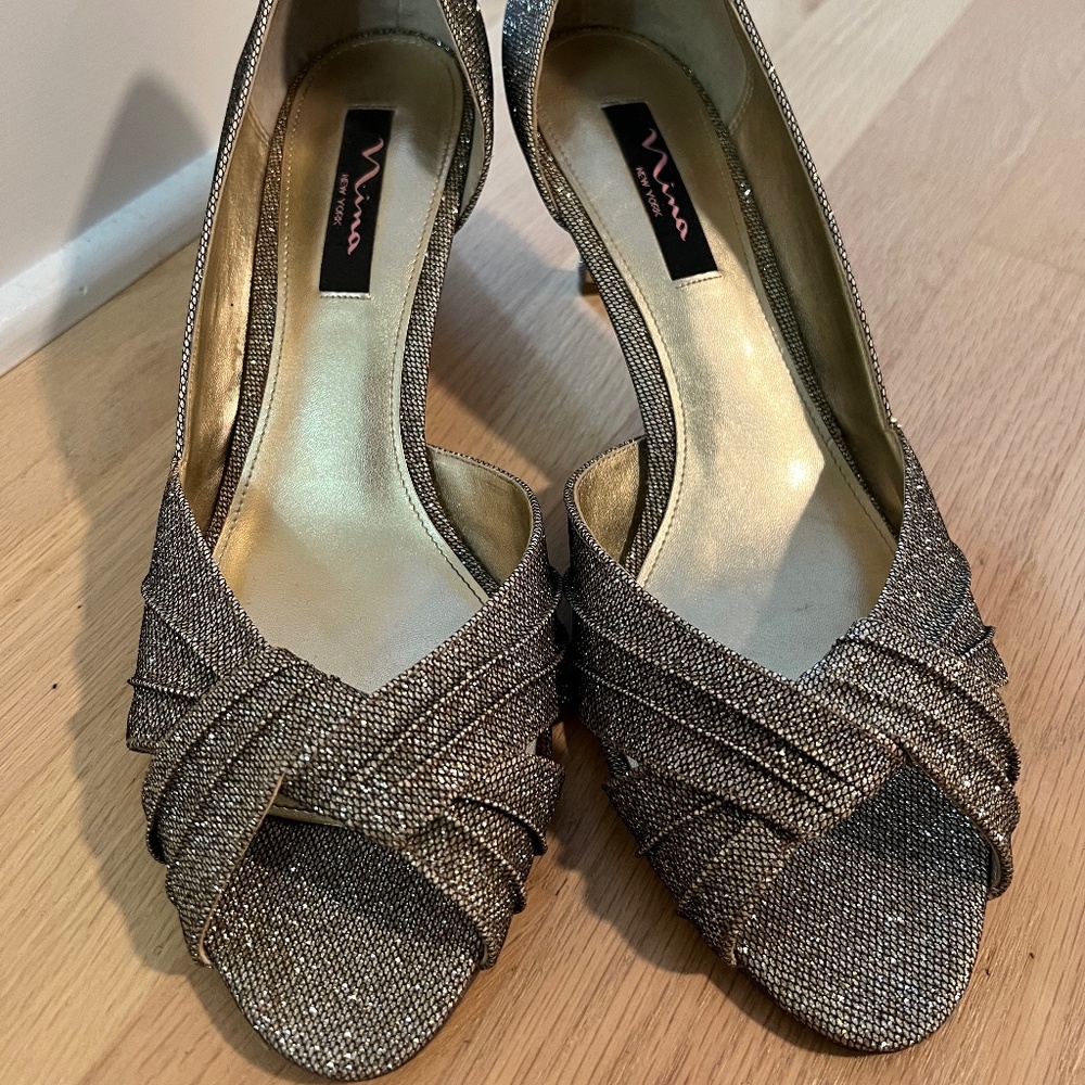 Broznze shimmer peep toe heel